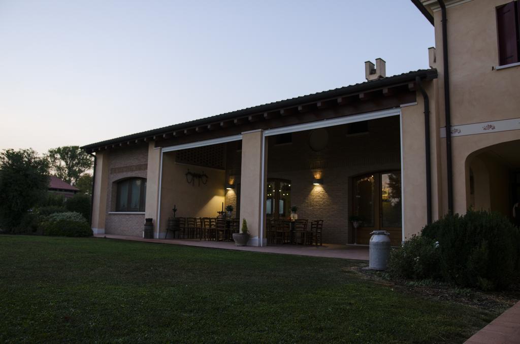 Agriturismo Alle Rose Villa Ca Baglioni Bagian luar foto